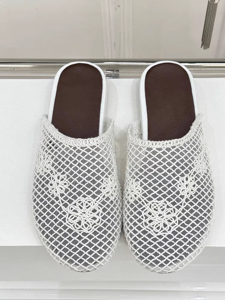 25 year new hollowed out woven toe cap low heel fishing net sheepskin elegant and versatile M ü ller sandals