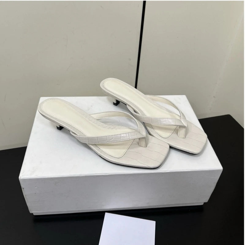 25 year summer new leather suede cat and versatile flip flops