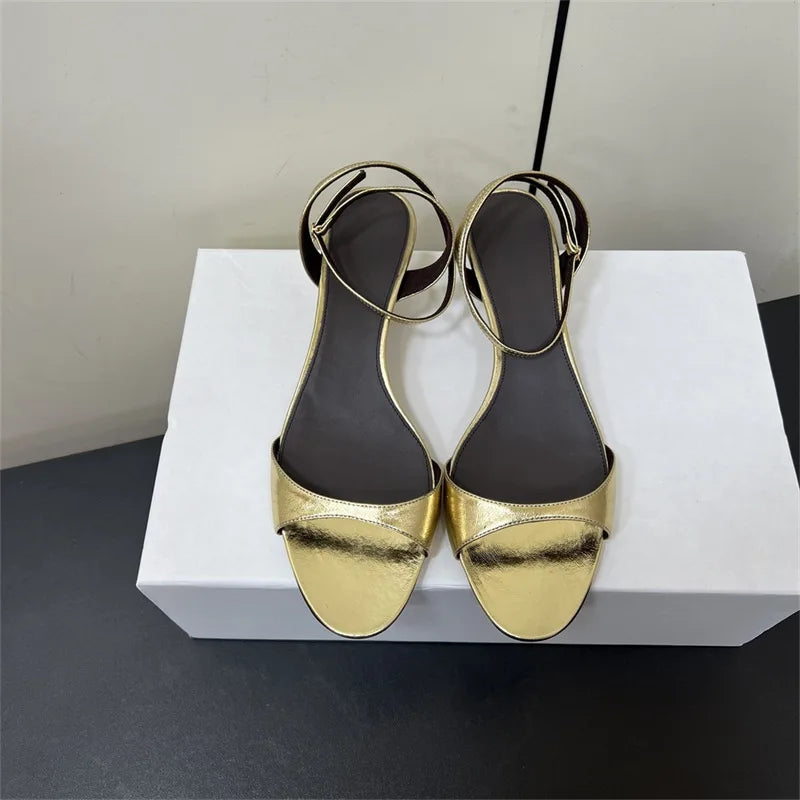 25 Year New French Retro Genuine Leather Simple Thin Heel Strap Cat Heel Open toed Sandals