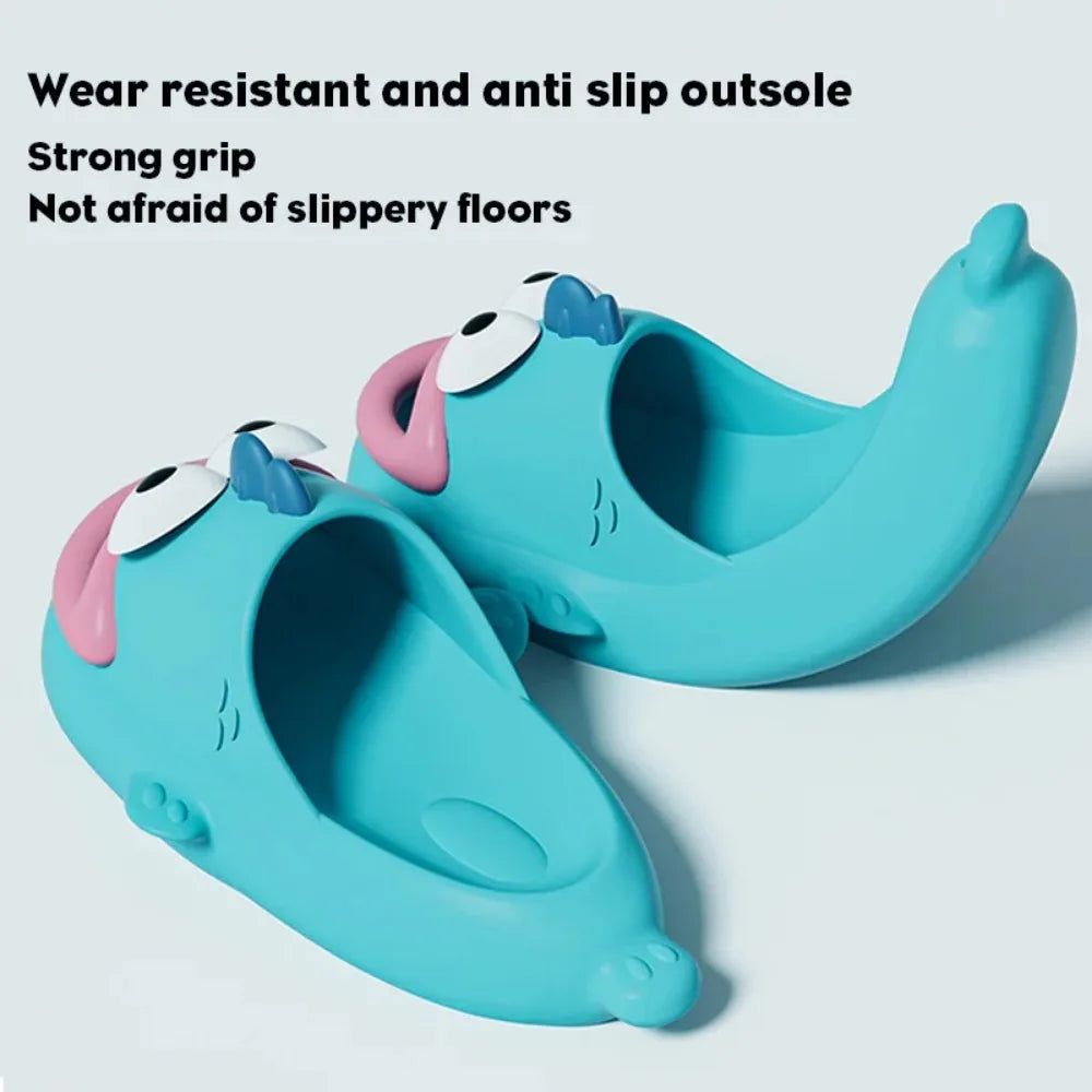 Women wearing slippers for summer outings in 2024, new quirky and anti slip couples, cute and ugly fish cool slippers for men