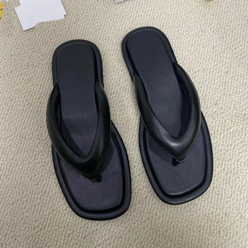 25 year summer new fairy style leather flat bottomed toe versatile casual beach sandals