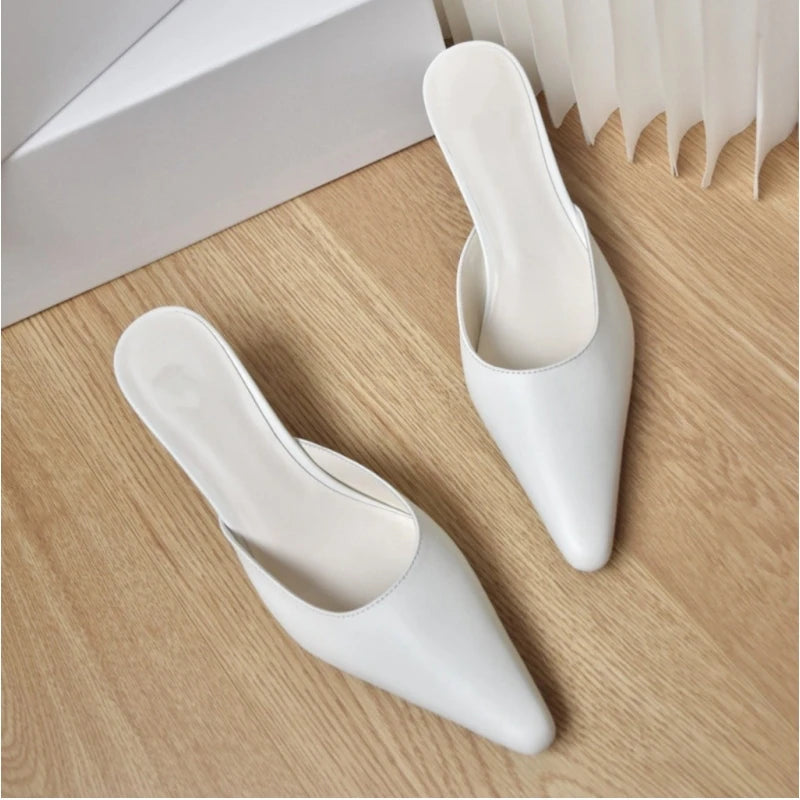 25 year new European and American leather pointed kitten and sexy queen Baotou Mu half slippers