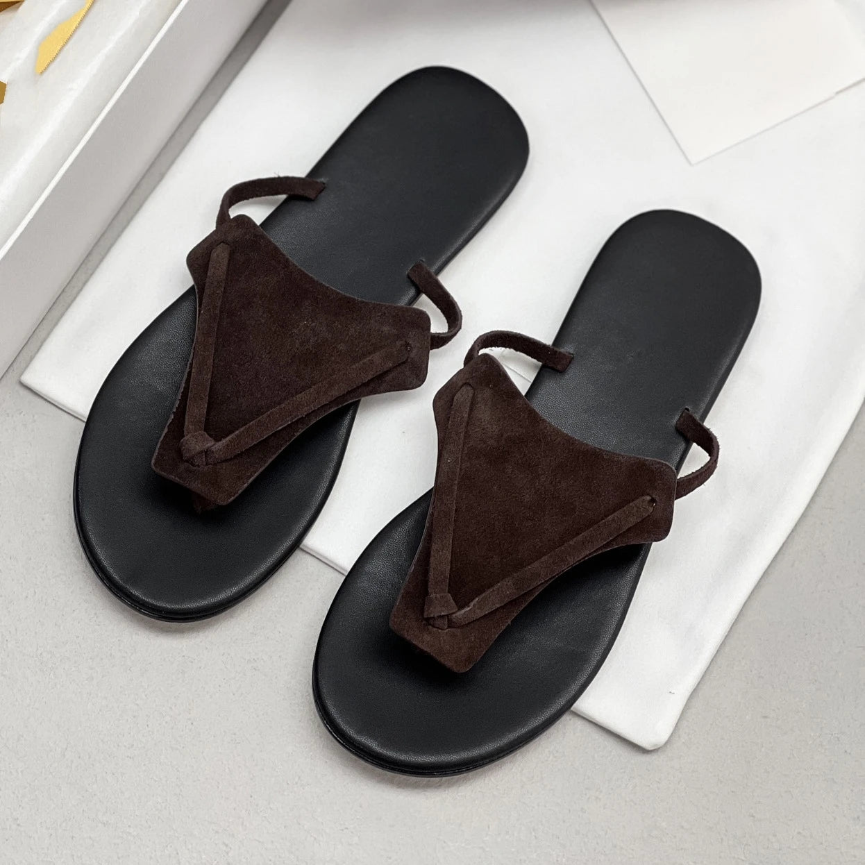 25 year new triangular toe Korean summer retro vacation style women's flip flops
