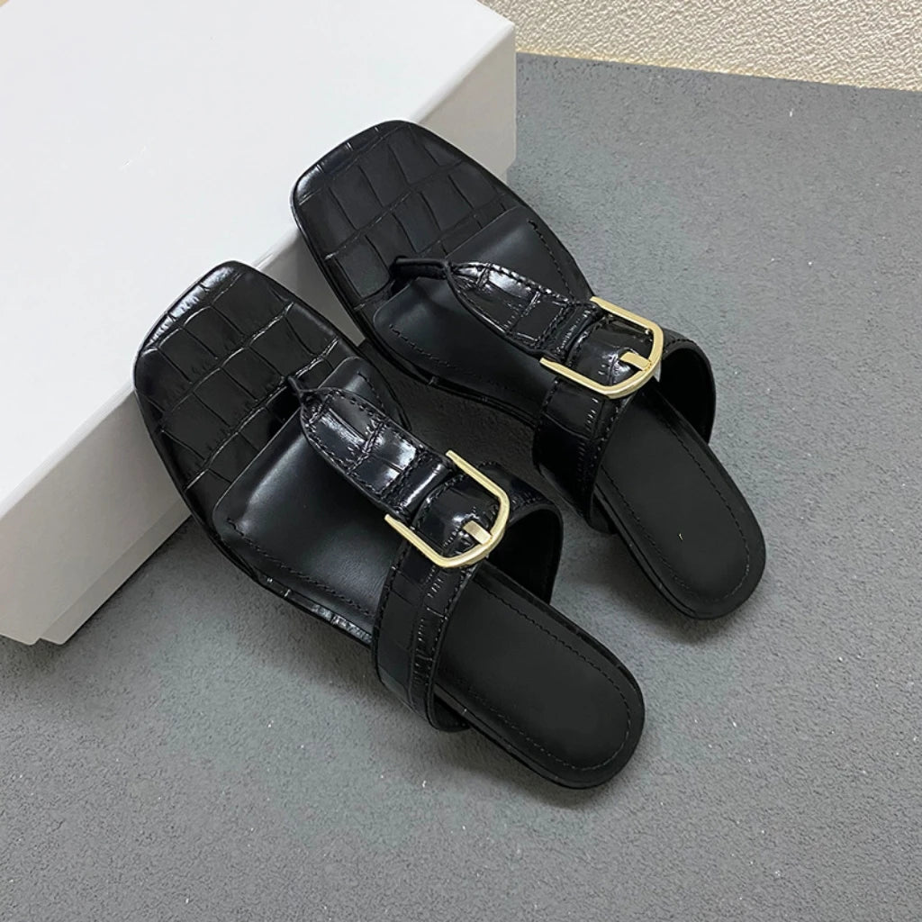 25 year TT genuine leather women's high-end European and American niche cat and copper buckle crocodile pattern flip flops