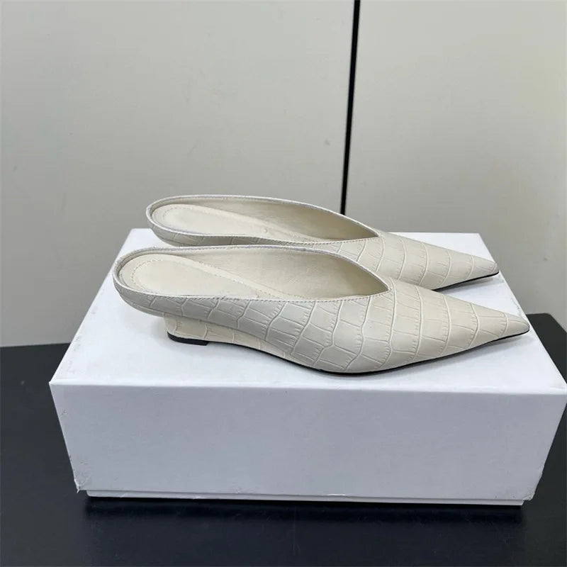 25 Year Early Spring New Fashionable Crocodile Pattern Pointed Slope Heel Muller Women's Genuine Leather Baotou Cold Slippers