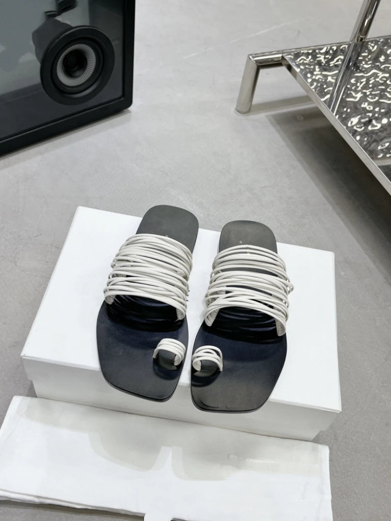 Black clip on casual versatile 2025 summer new beach flat sandals